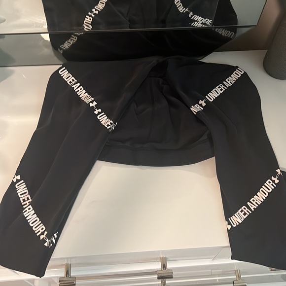 Under Armour leggings 💞 - Picture 2 of 2